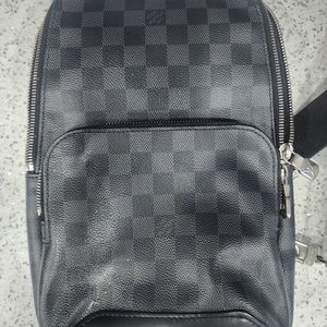 Louis Vuitton Avenue Sling Bag